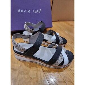 David Tate Echo Sandals Women 10 WW Extra Wide Leather Slingback Snake Print